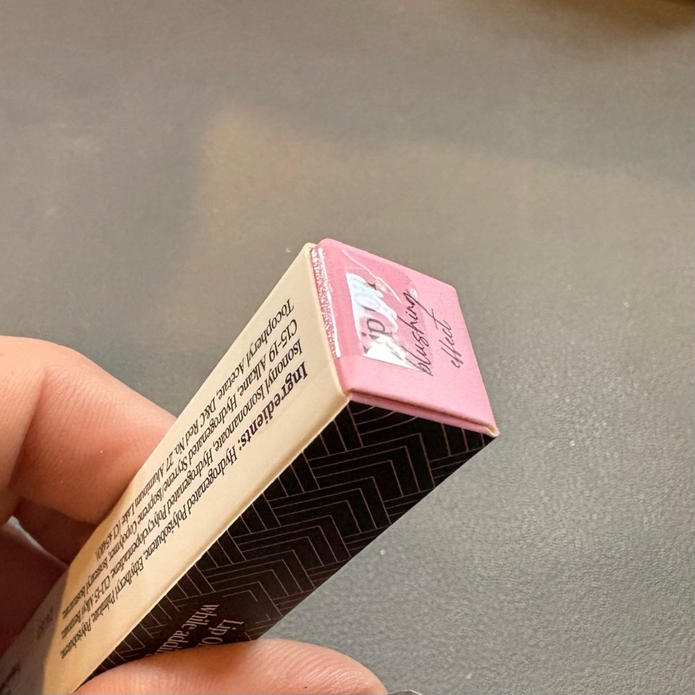 Clear to Pink Lip Oil - Picture 6 of 6